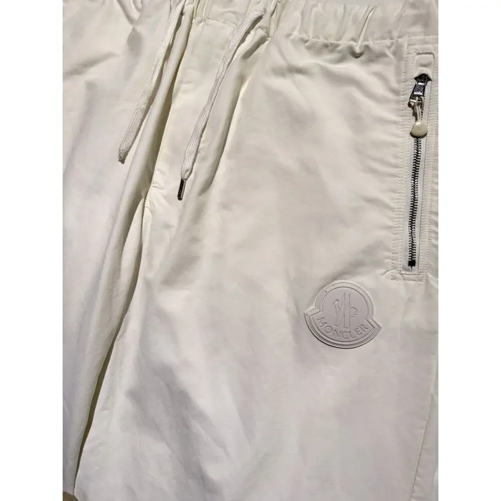 Adjustable waist logo patch pant